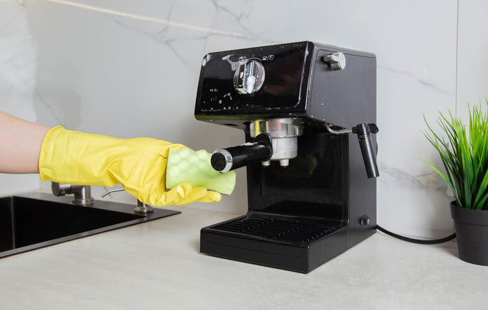 Filtre Kahve Makinesi Nasıl Temizlenir?